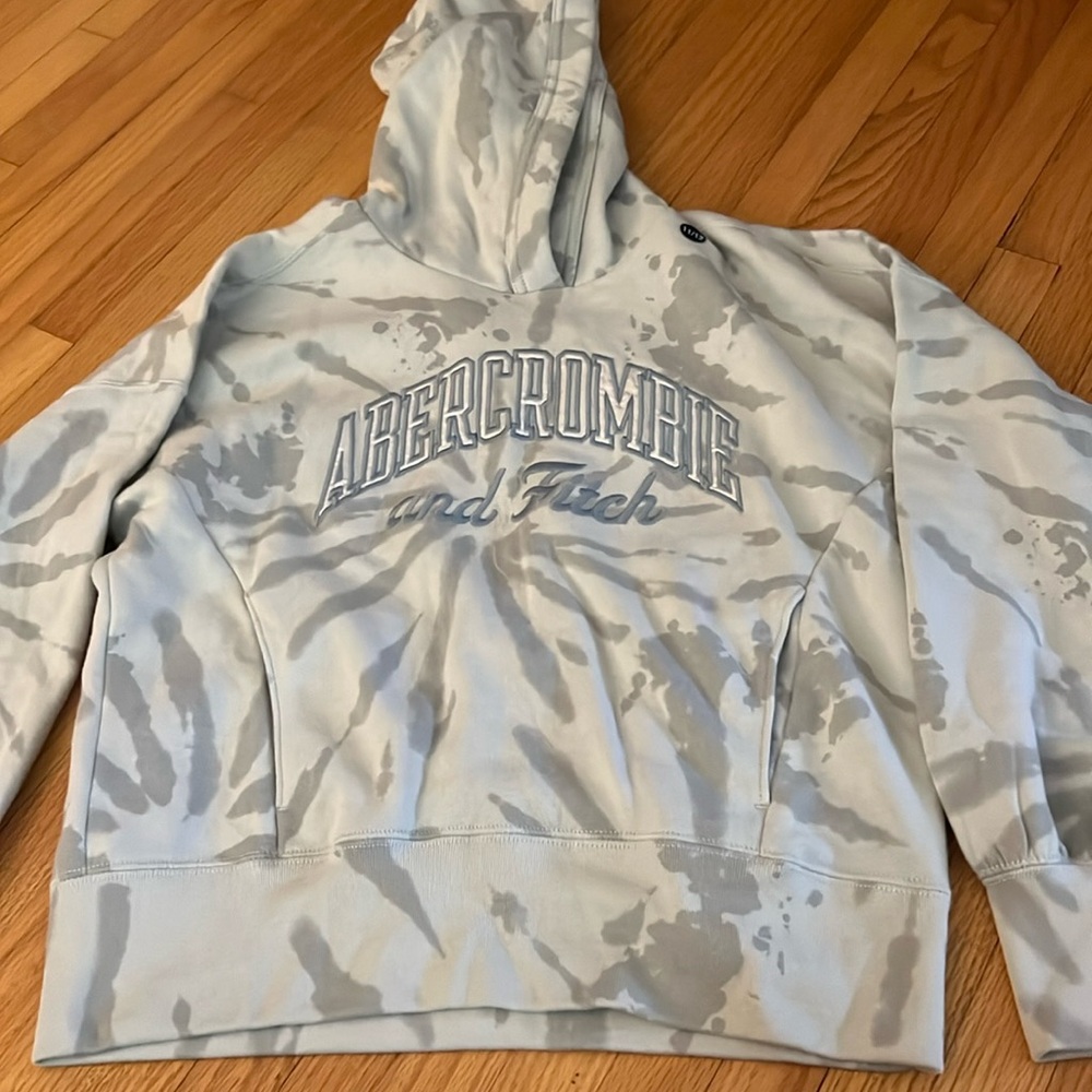 Girls Abercrombie Sweatshirt